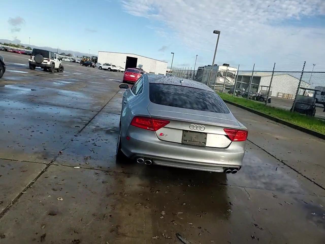 Фото: WAUW2AFC1EN148869