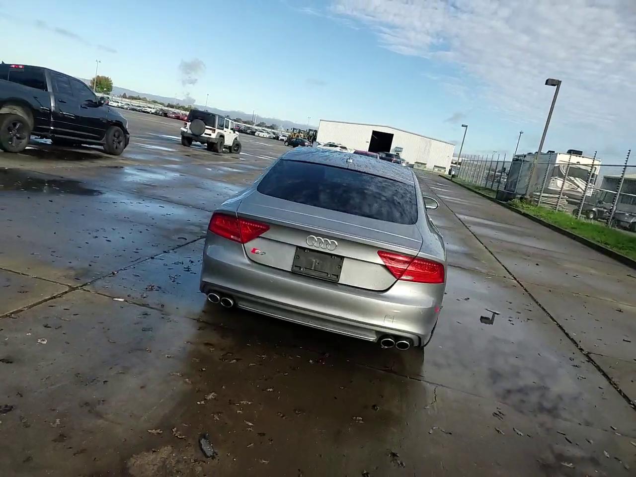 Фото: WAUW2AFC1EN148869