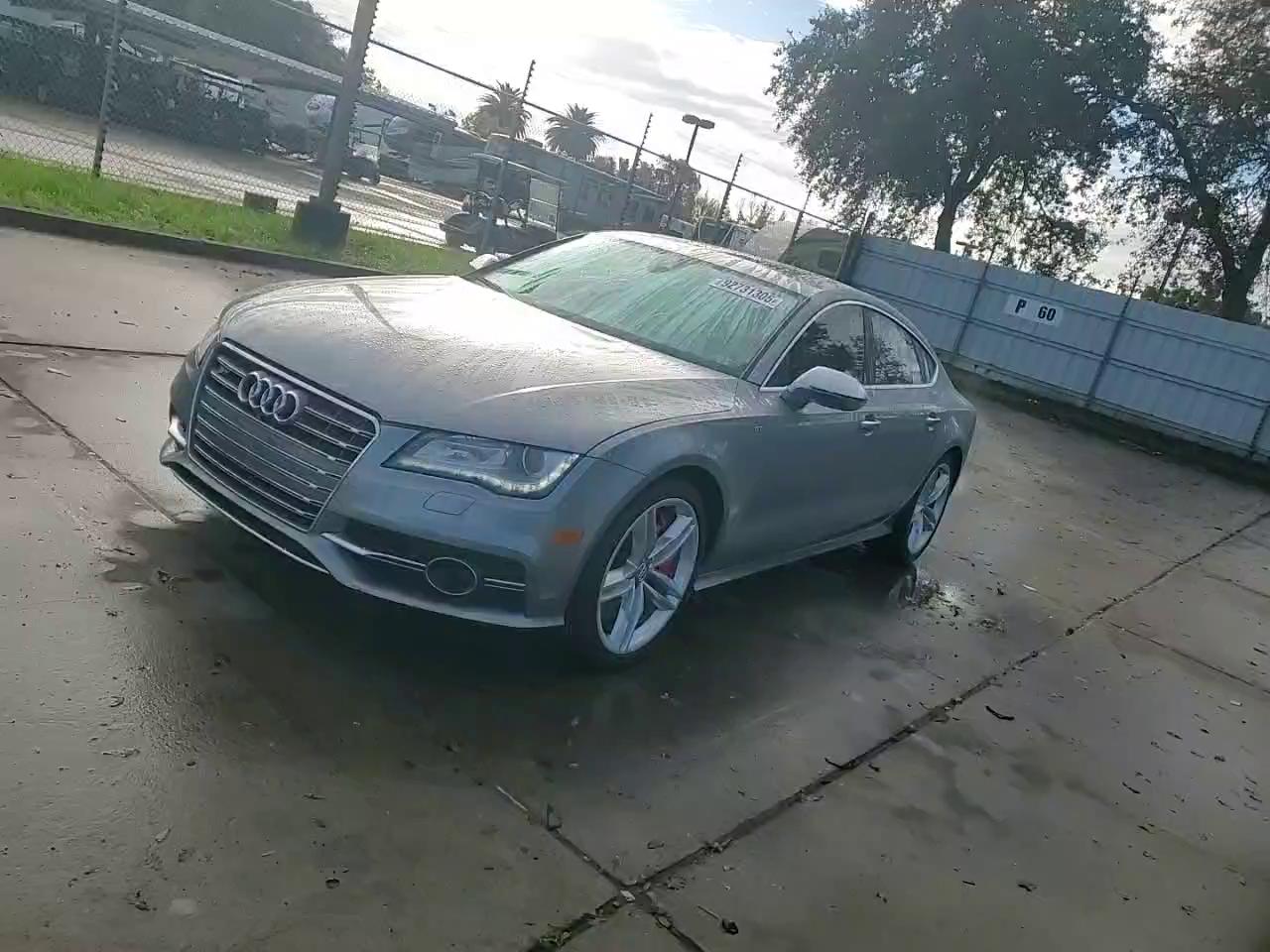 Фото: WAUW2AFC1EN148869