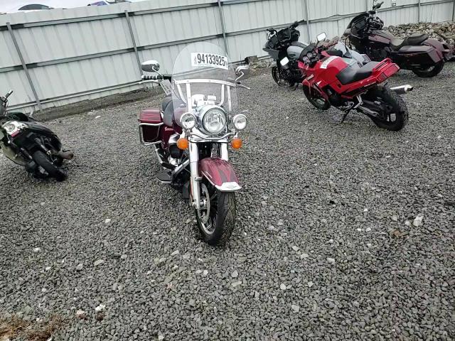 2017 Harley-Davidson Flhr Road King VIN: 1HD1FBC15HB637077 Lot: 94133925