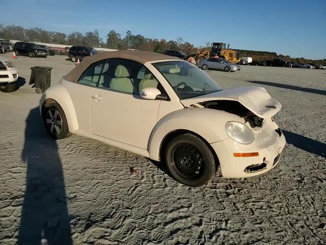 2006 Volkswagen New Beetle Convertible Option Package 1 VIN: 3VWRF31Y26M323125 Lot: 90606965