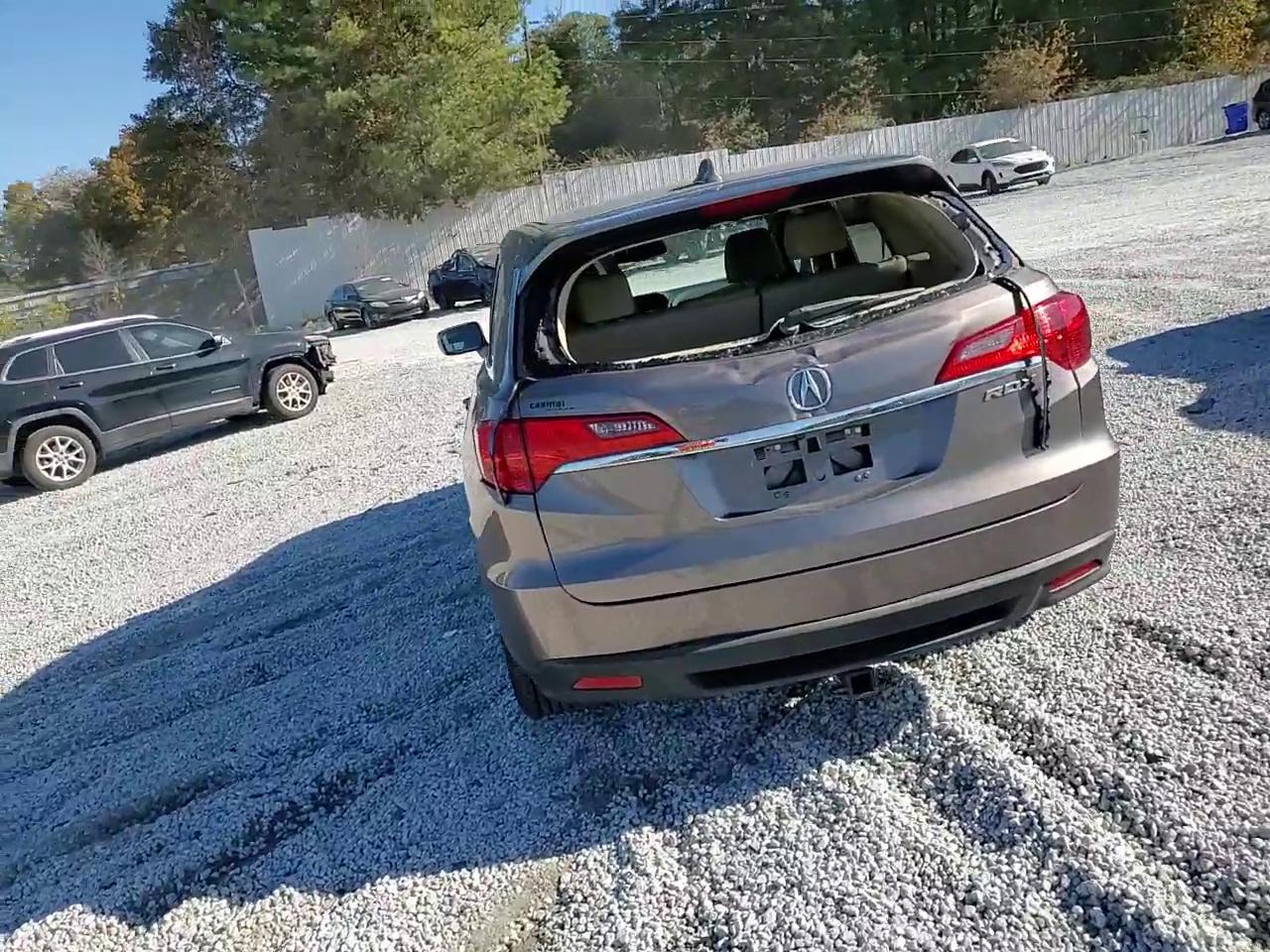 Фото: 5J8TB3H34DL013217