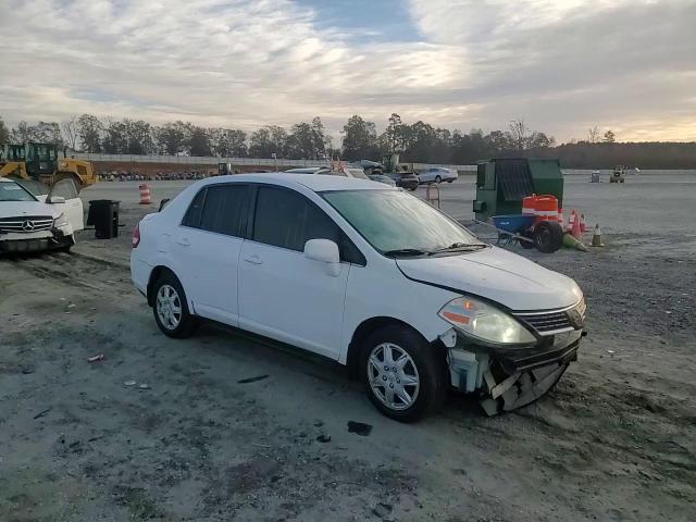 2007 Nissan Versa S VIN: 3N1BC11E97L451816 Lot: 92110895