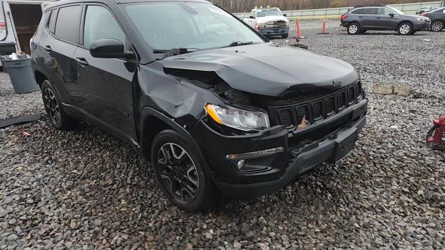 2019 Jeep Compass Sport VIN: 3C4NJDAB3KT815437 Lot: 93915255