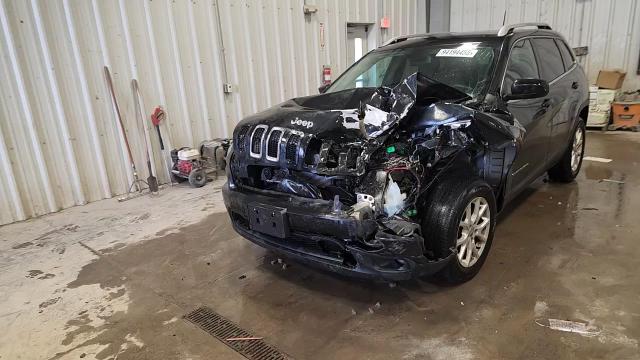 2016 Jeep Cherokee Latitude VIN: 1C4PJMCB3GW156167 Lot: 94194455