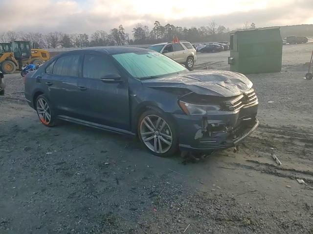 2018 Volkswagen Passat S VIN: 1VWAA7A34JC009607 Lot: 94634495