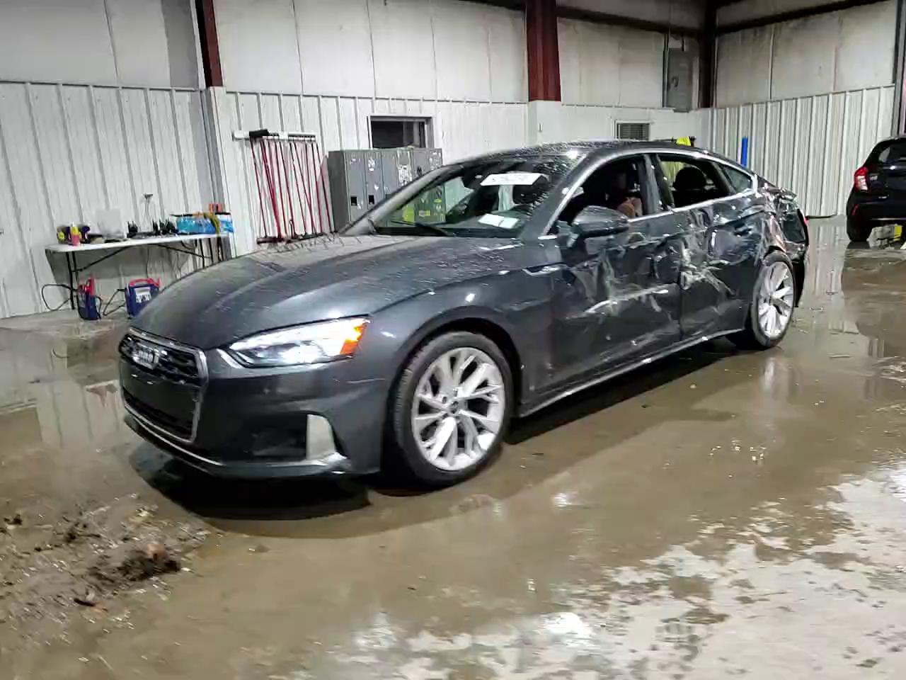 Фото: WAUABCF52PA019766