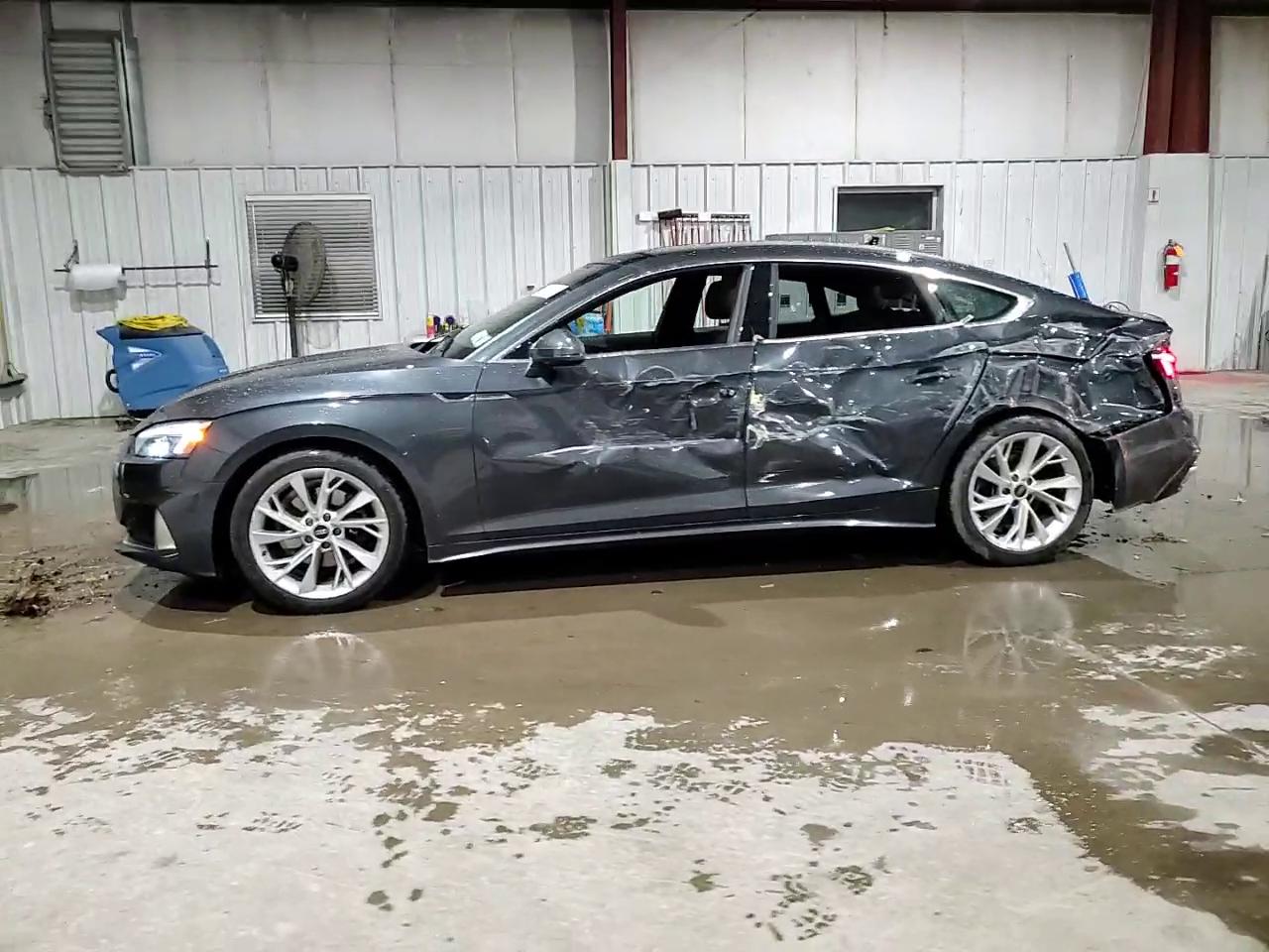 Фото: WAUABCF52PA019766