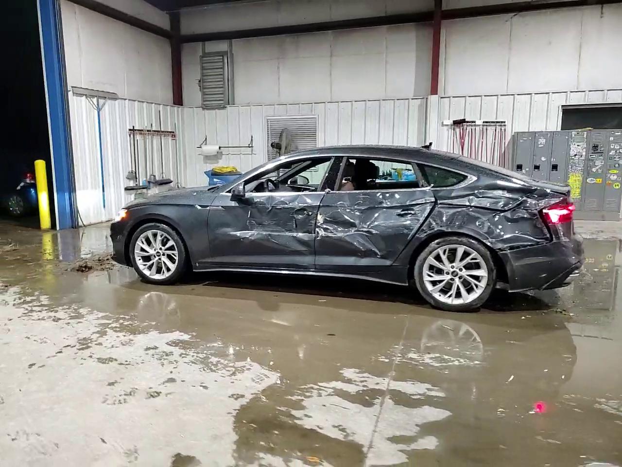 Фото: WAUABCF52PA019766