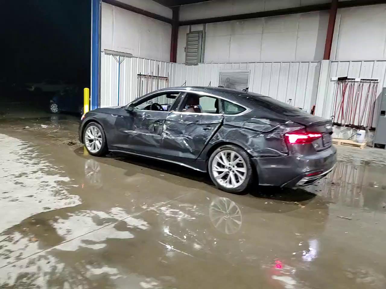 Фото: WAUABCF52PA019766