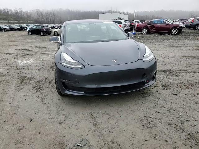 2018 Tesla Model 3 VIN: 5YJ3E1EA8JF110576 Lot: 93467585