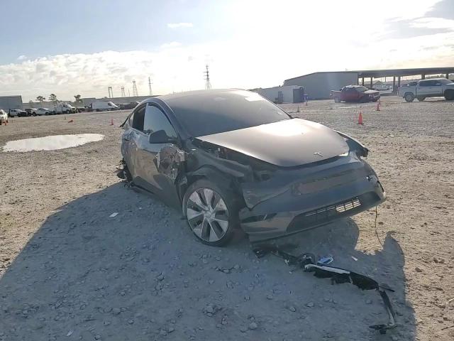 2024 Tesla Model Y VIN: 7SAYGDEE6RA239822 Lot: 92616955