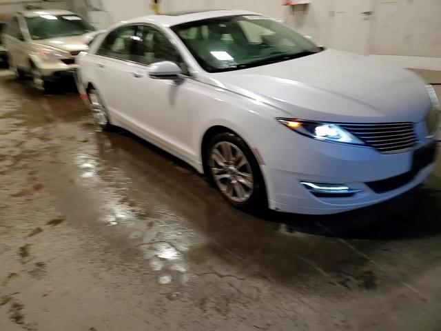 2014 Lincoln Mkz VIN: 3LN6L2J98ER830738 Lot: 93113335