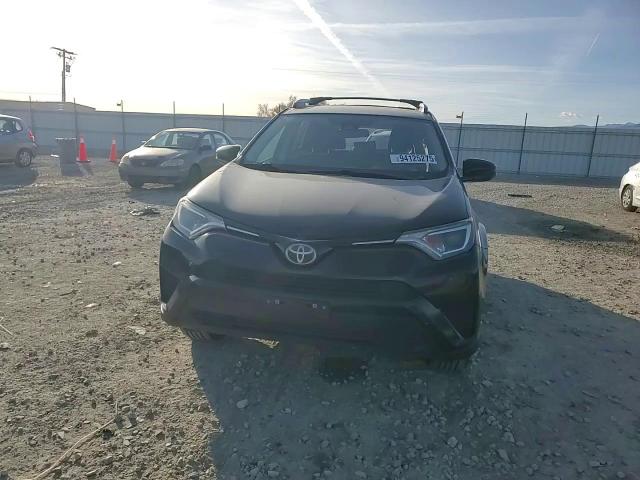 2017 Toyota Rav4 Le VIN: 2T3BFREV7HW638379 Lot: 94125275
