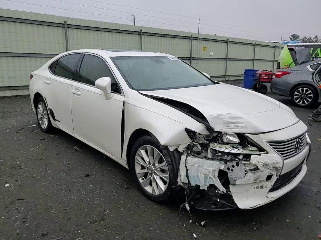 2015 Lexus Es 300H VIN: JTHBW1GG5F2083582 Lot: 94453075
