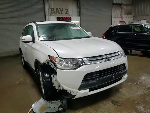 2015 Mitsubishi Outlander Se VIN: JA4AZ3A37FZ008230 Lot: 92625205