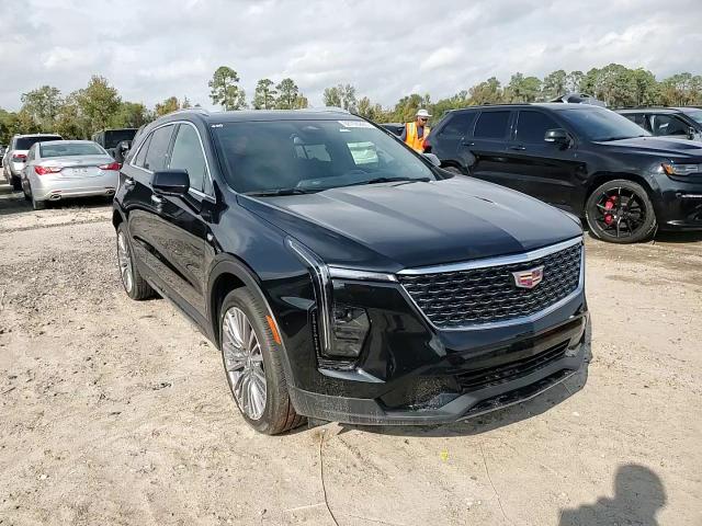 2024 Cadillac Xt4 Premium Luxury VIN: 1GYFZDR45RF225967 Lot: 92706265