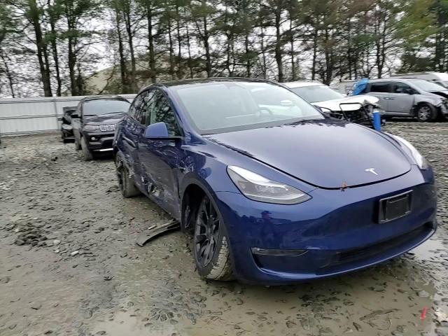 2023 Tesla Model Y VIN: 7SAYGAEE2PF638337 Lot: 93738425