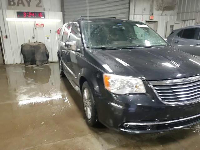 2014 Chrysler Town & Country Touring L VIN: 2C4RC1CG6ER201539 Lot: 94104785