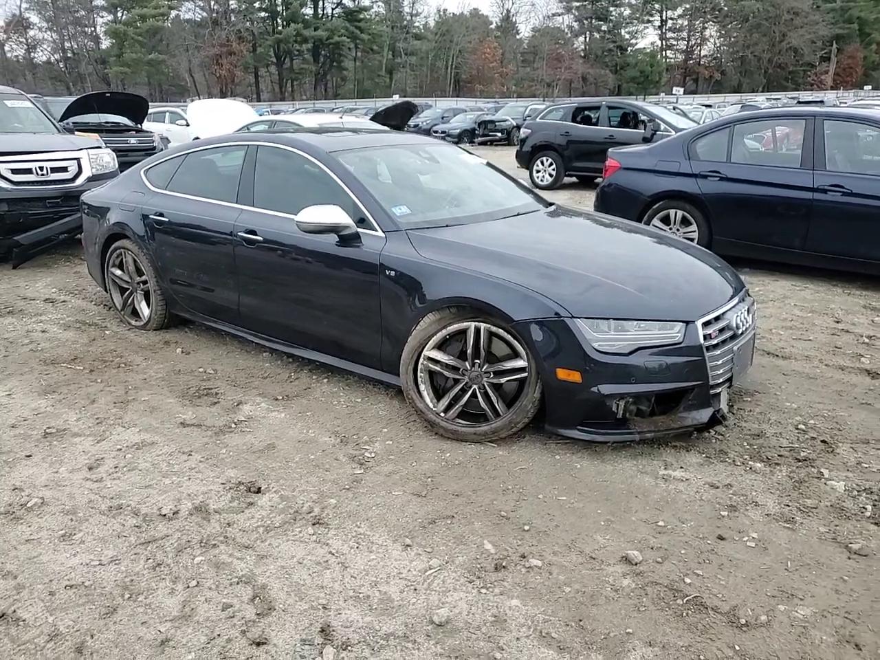 Фото: WAUW2AFC4GN011184