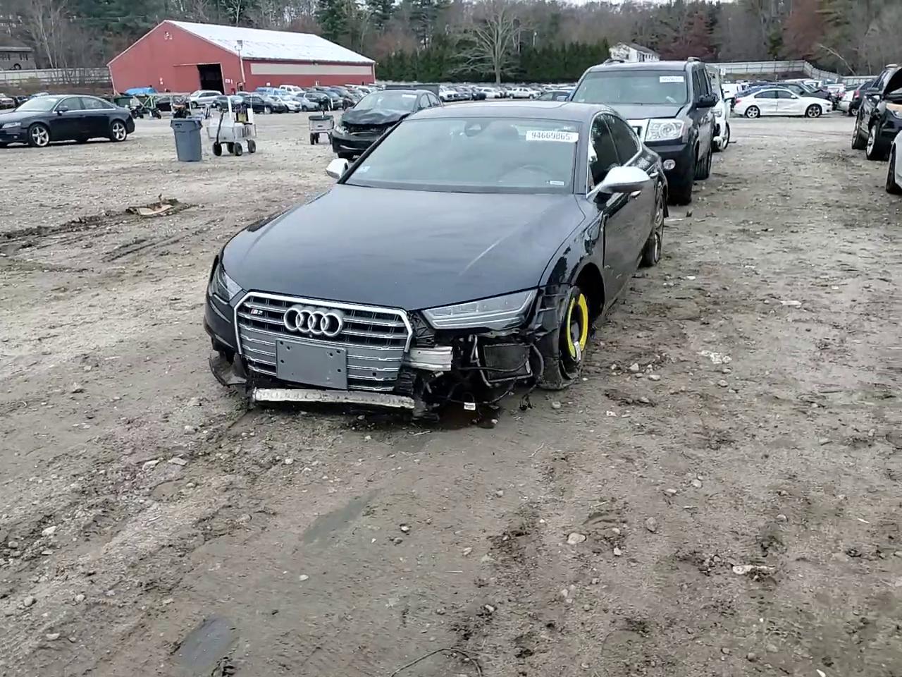 Фото: WAUW2AFC4GN011184