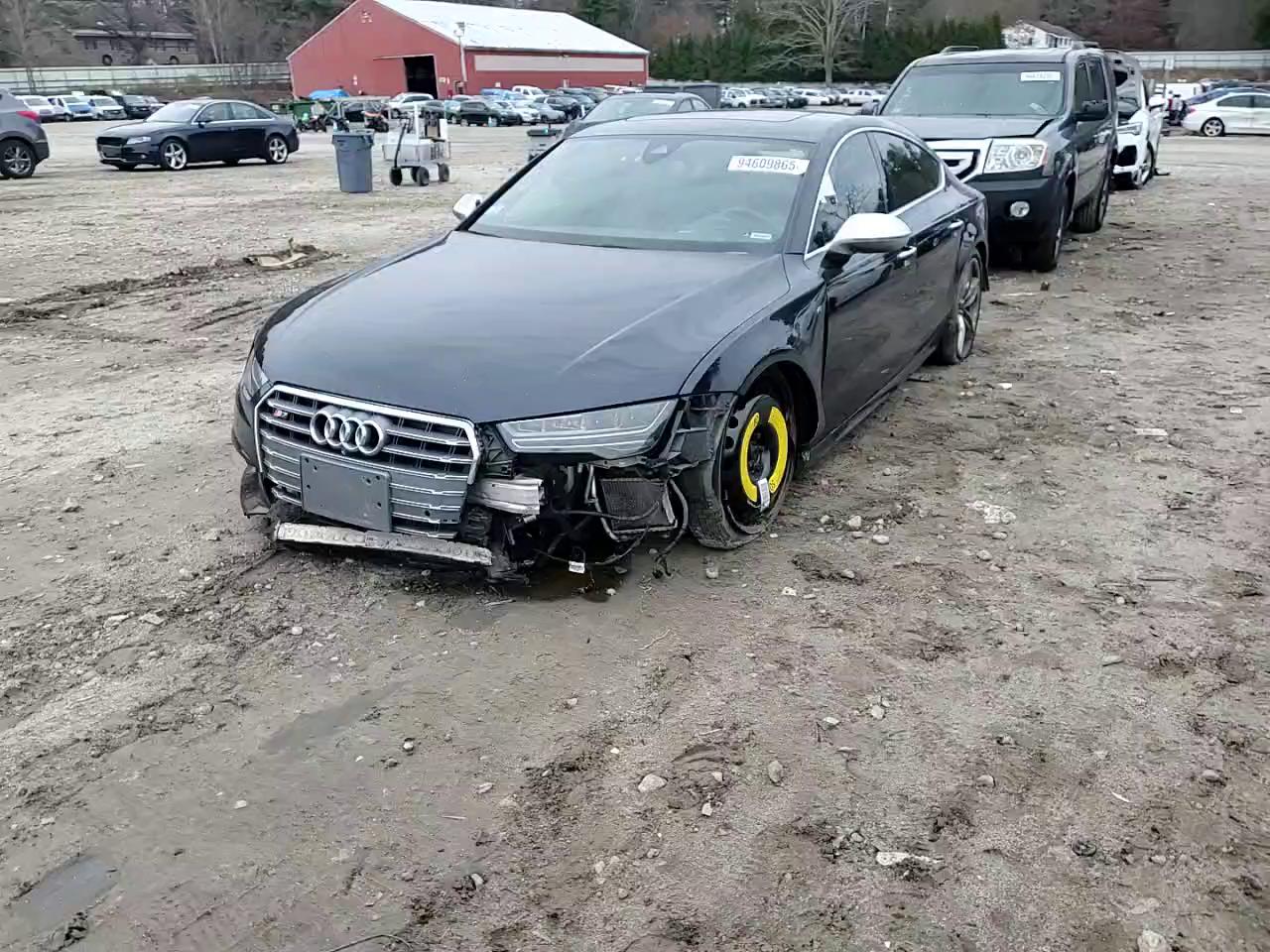 Фото: WAUW2AFC4GN011184