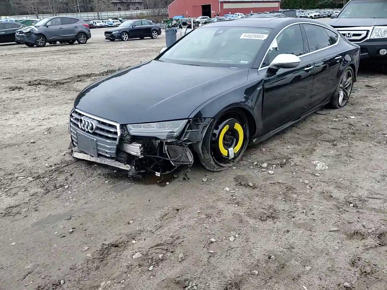 Фото: WAUW2AFC4GN011184