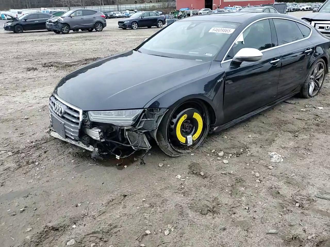 Фото: WAUW2AFC4GN011184