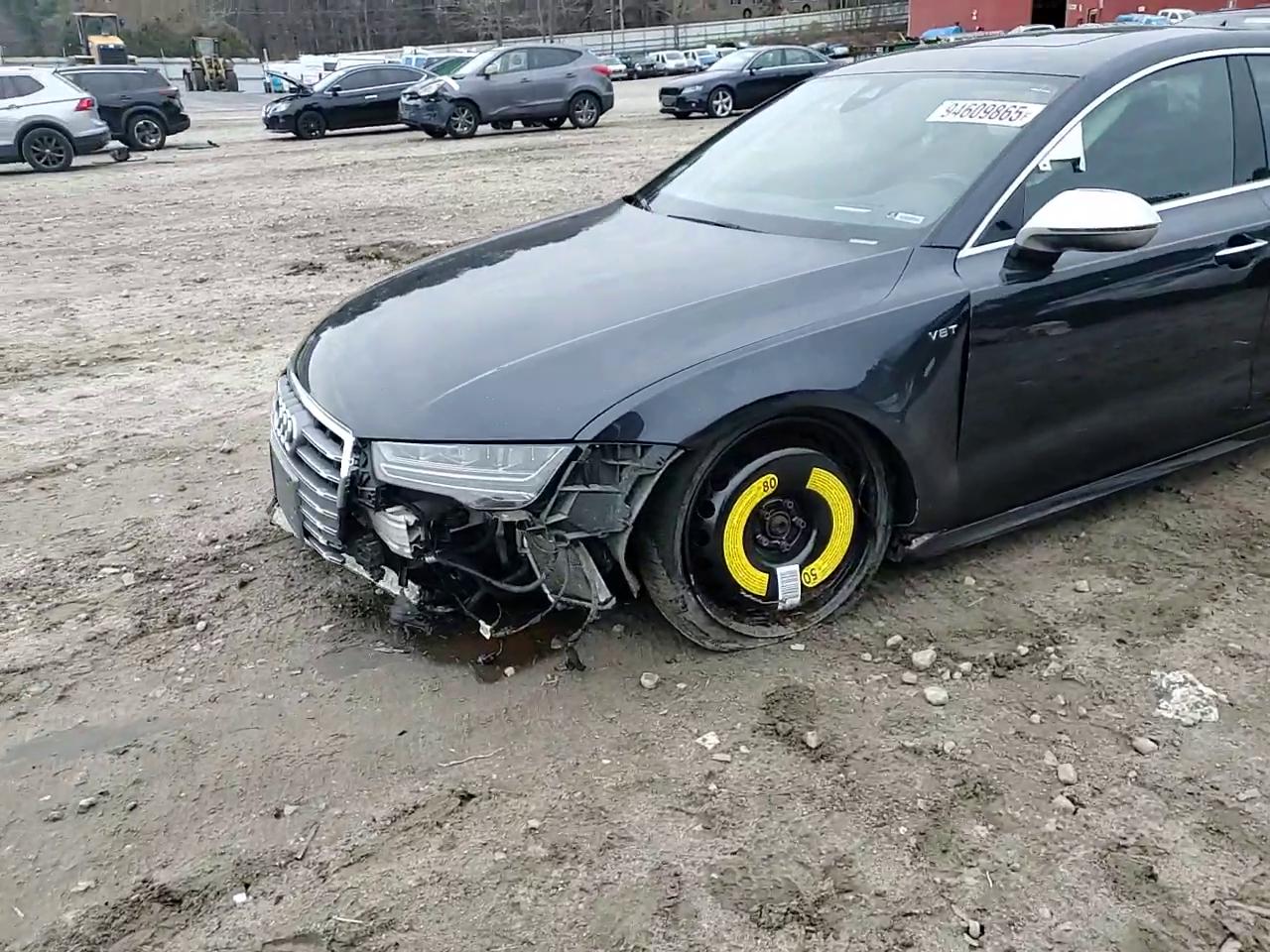 Фото: WAUW2AFC4GN011184