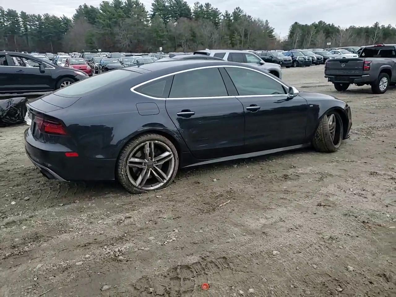 Фото: WAUW2AFC4GN011184