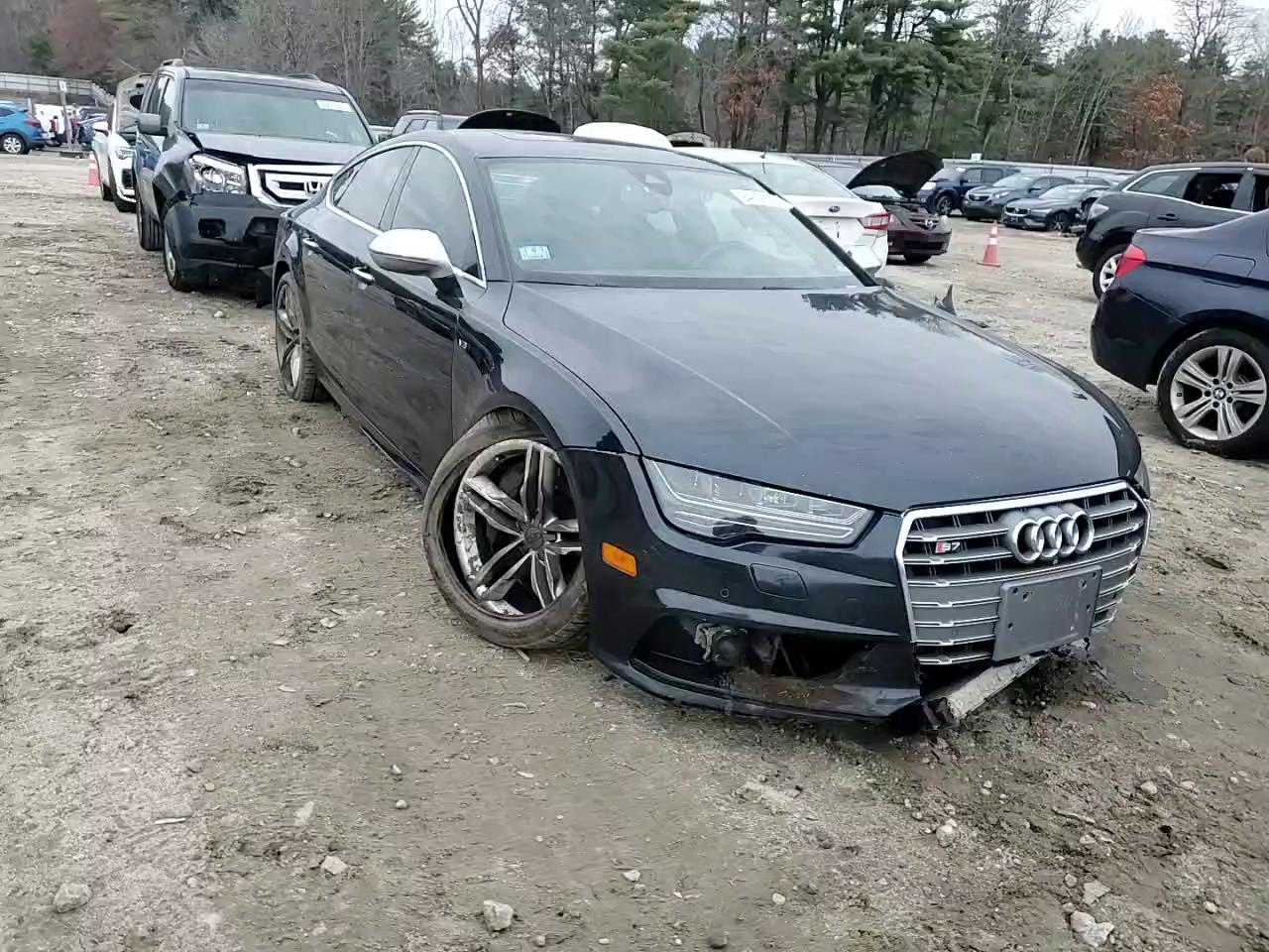 Фото: WAUW2AFC4GN011184