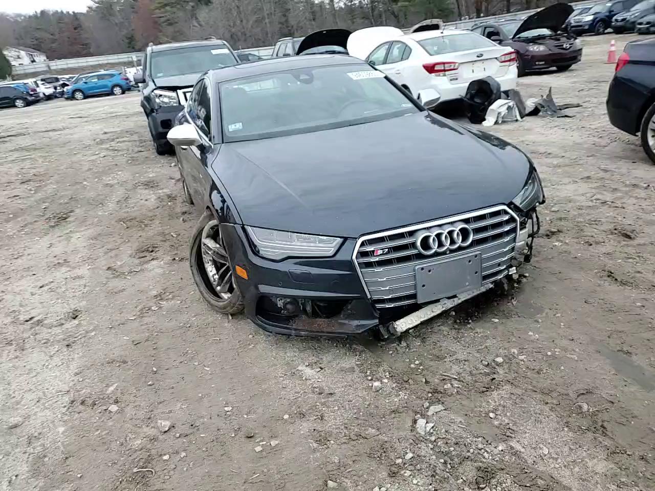 Фото: WAUW2AFC4GN011184