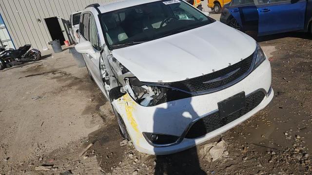 2017 Chrysler Pacifica Touring L VIN: 2C4RC1BG6HR543806 Lot: 91869145