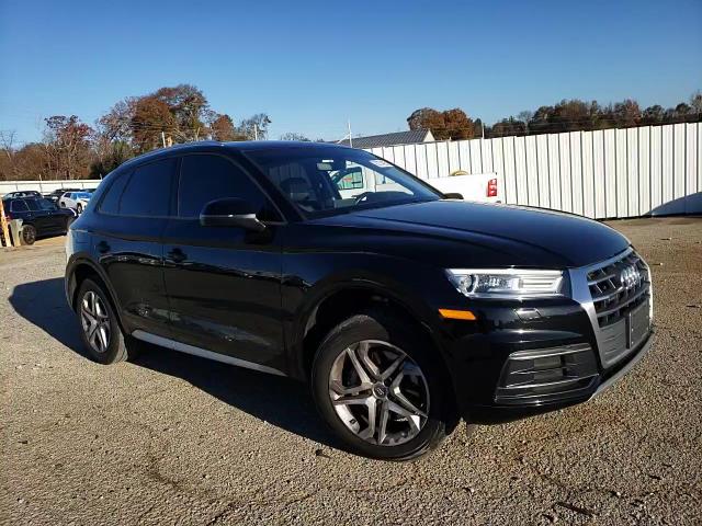 2018 Audi Q5 Premium VIN: WA1ANAFY2J2115188 Lot: 92134285