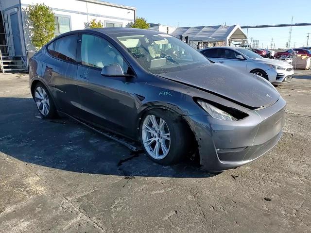 2020 Tesla Model Y VIN: 5YJYGDEEXLF053885 Lot: 94583455