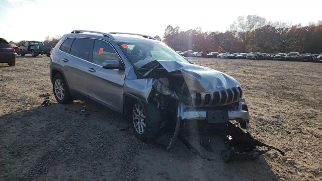 2017 Jeep Cherokee Latitude VIN: 1C4PJLCB3HW526996 Lot: 92486435