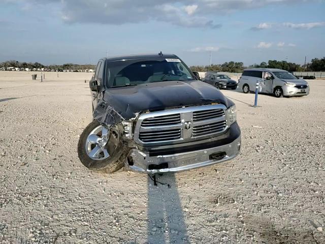 2018 Ram 1500 Slt VIN: 3C6RR7LTXJG197243 Lot: 93304935