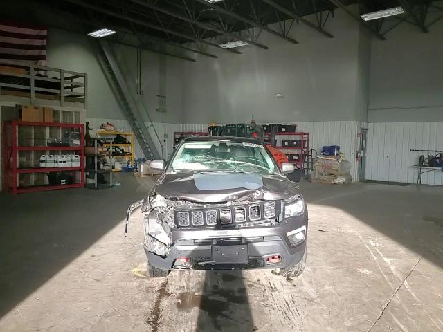 2019 Jeep Compass Trailhawk VIN: 3C4NJDDB1KT727787 Lot: 93847325