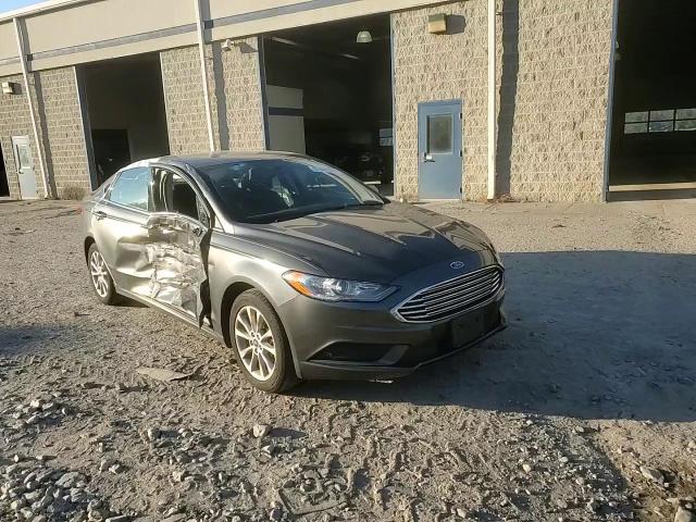 2017 Ford Fusion Se VIN: 3FA6P0H79HR199946 Lot: 92469895