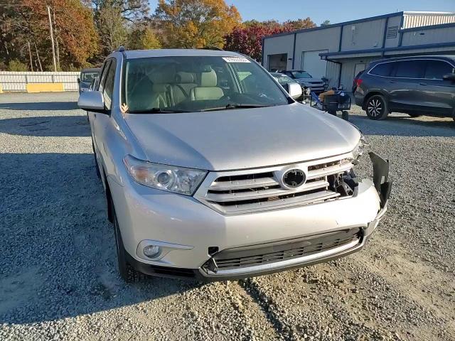 2013 Toyota Highlander Base VIN: 5TDBK3EH9DS242582 Lot: 91653365