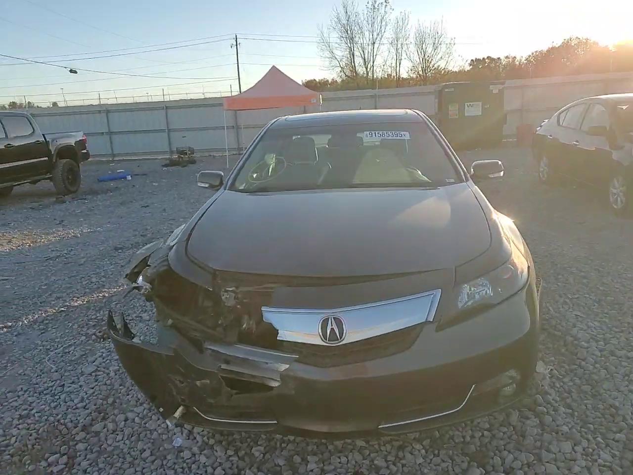 Фото: 19UUA8F73EA001552