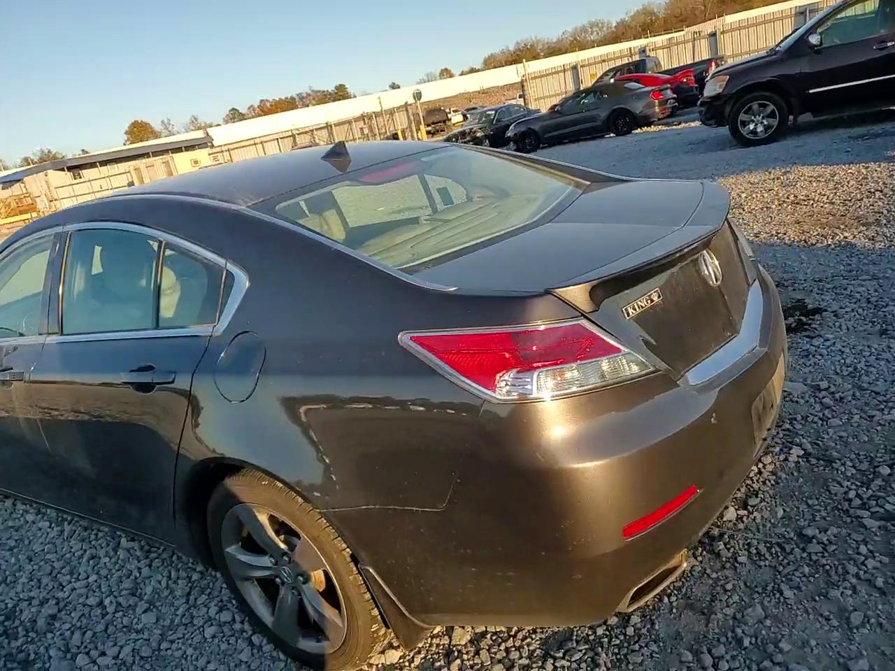 Фото: 19UUA8F73EA001552