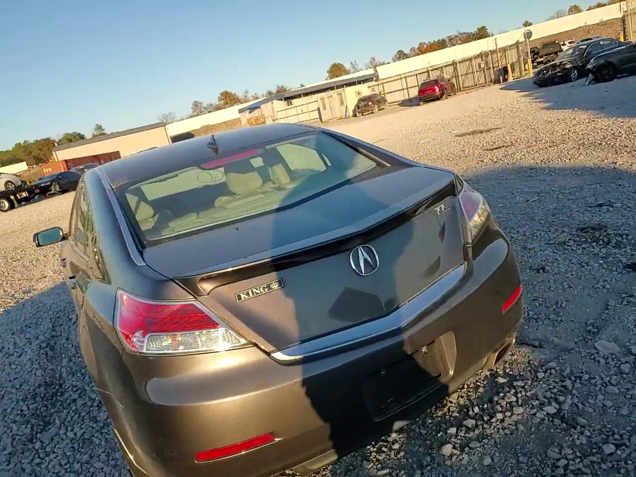 Фото: 19UUA8F73EA001552