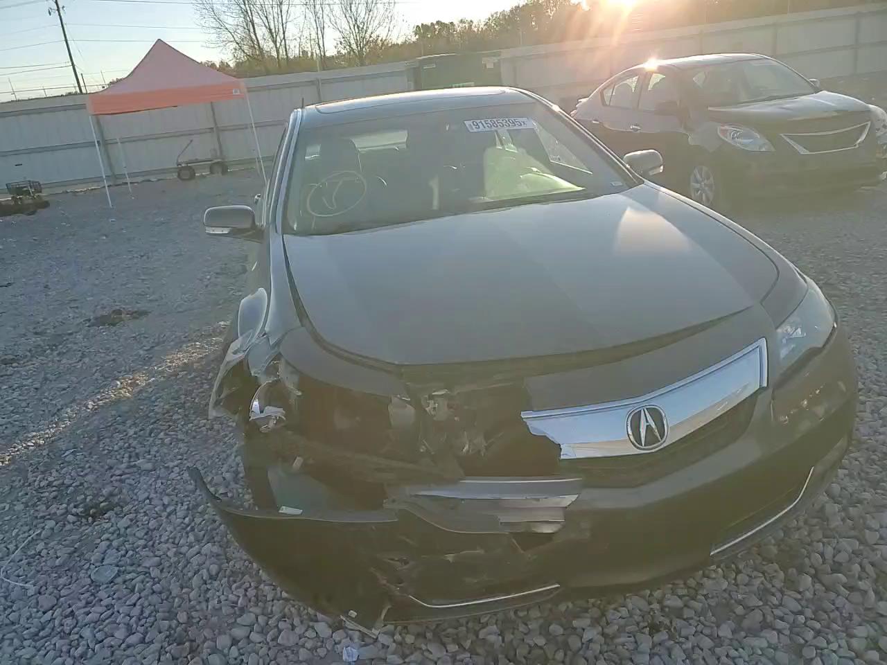 Фото: 19UUA8F73EA001552