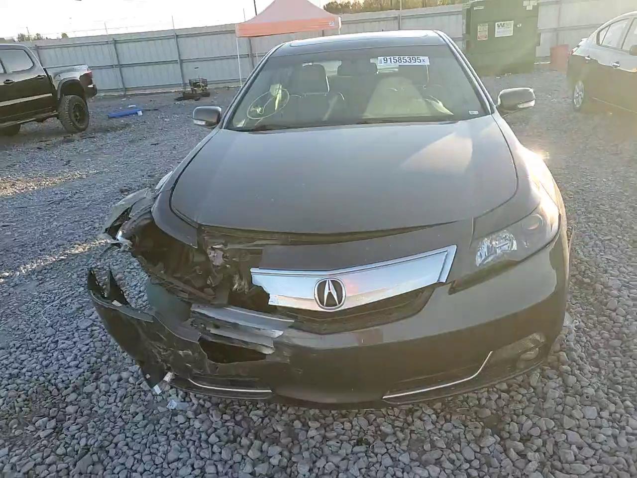 Фото: 19UUA8F73EA001552