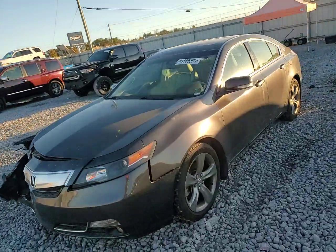 Фото: 19UUA8F73EA001552