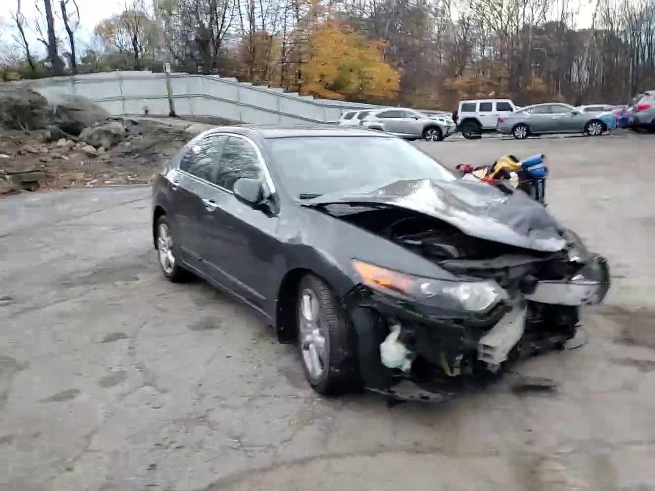 Фото: JH4CU2F65EC004753