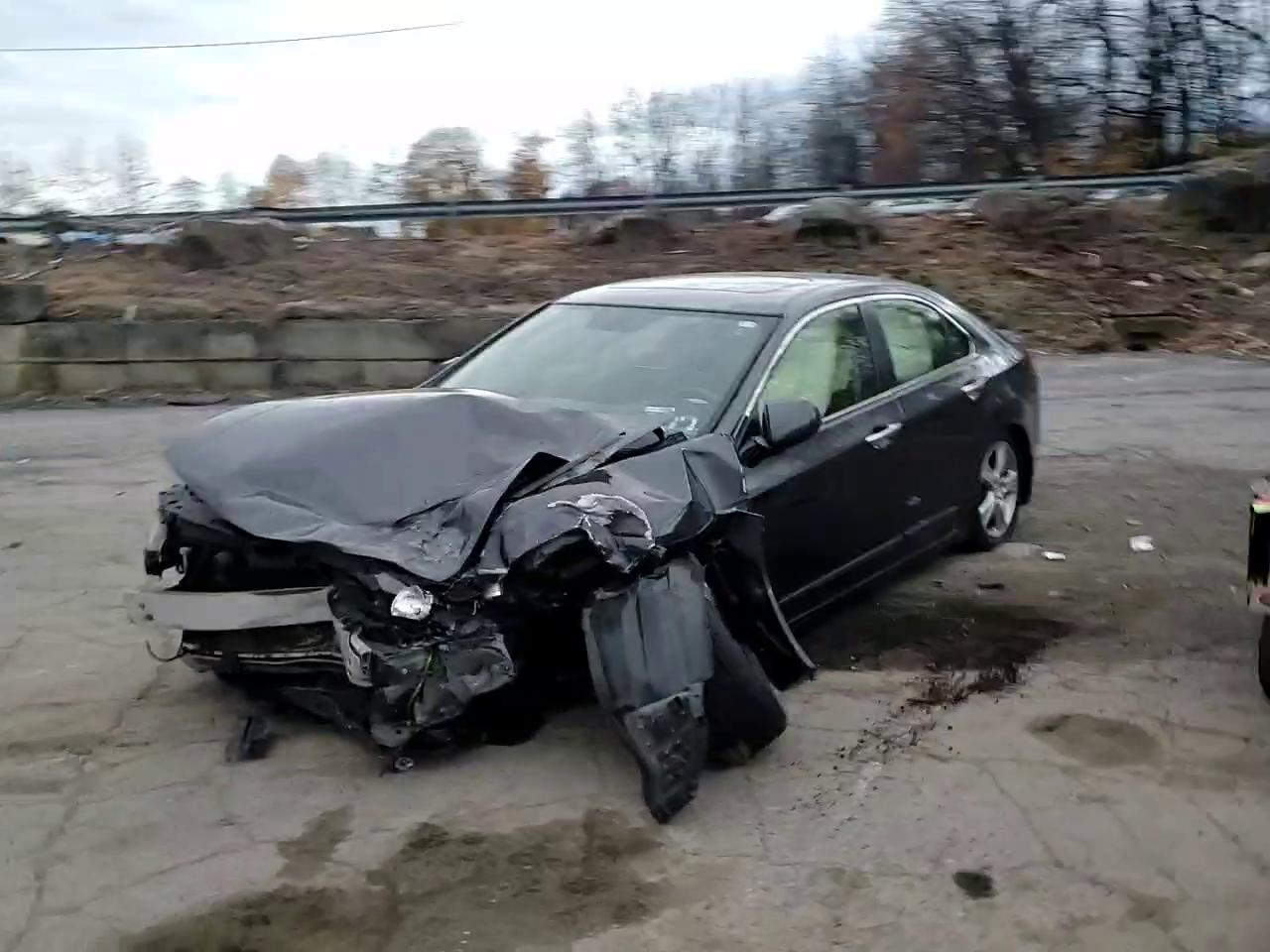 Фото: JH4CU2F65EC004753