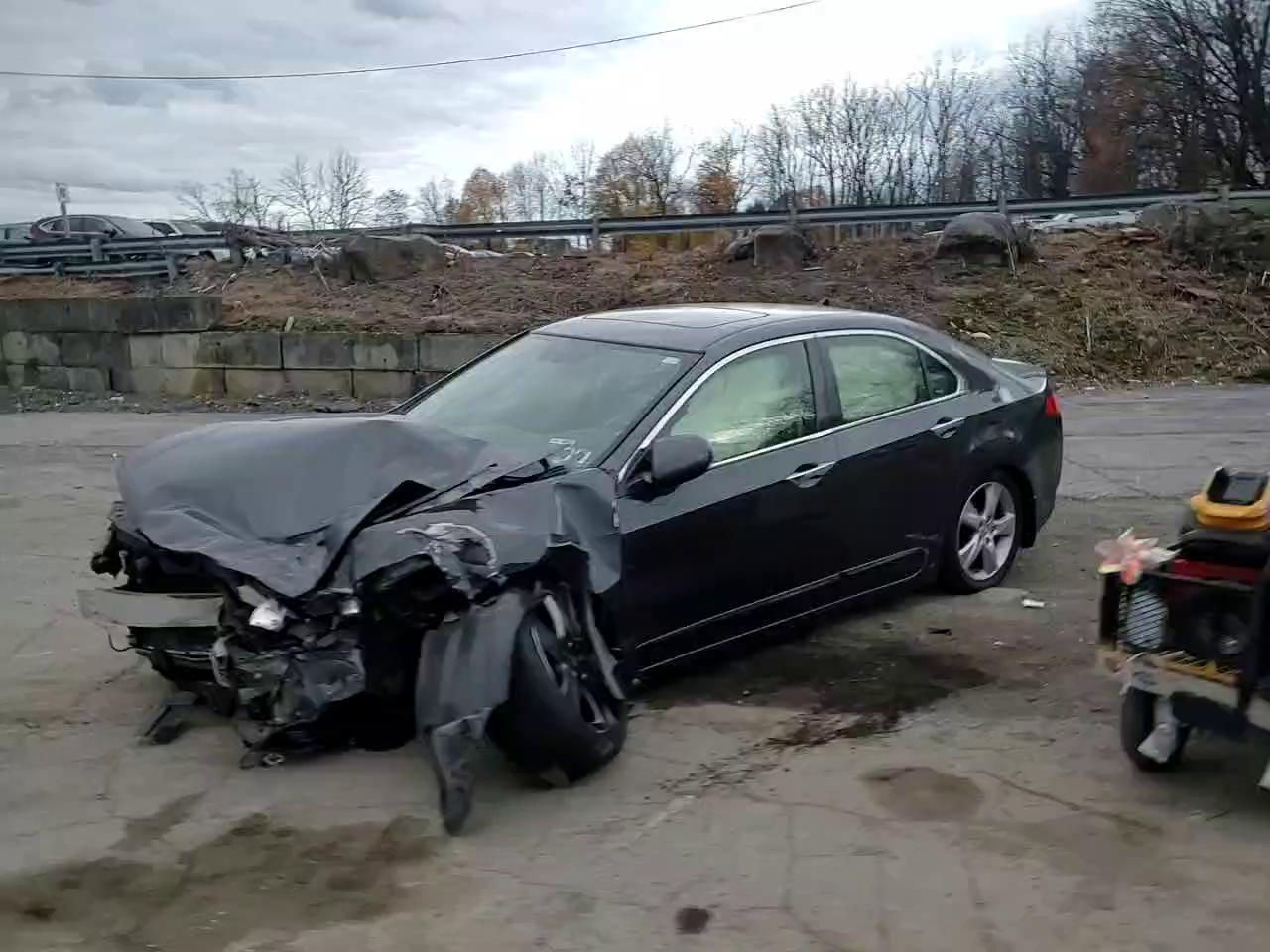 Фото: JH4CU2F65EC004753