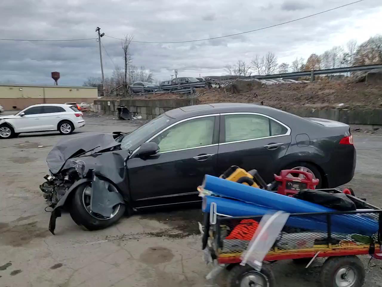 Фото: JH4CU2F65EC004753